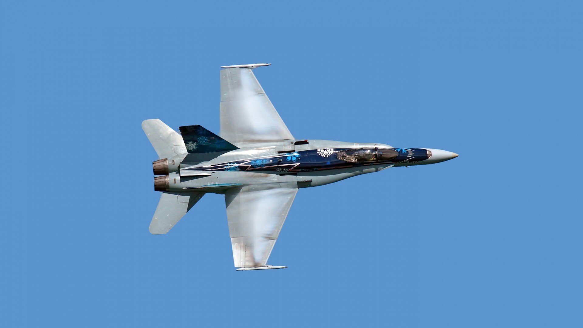 九游官网pc-《Hope：新星崛起，点燃战场激情》，崛起的新星